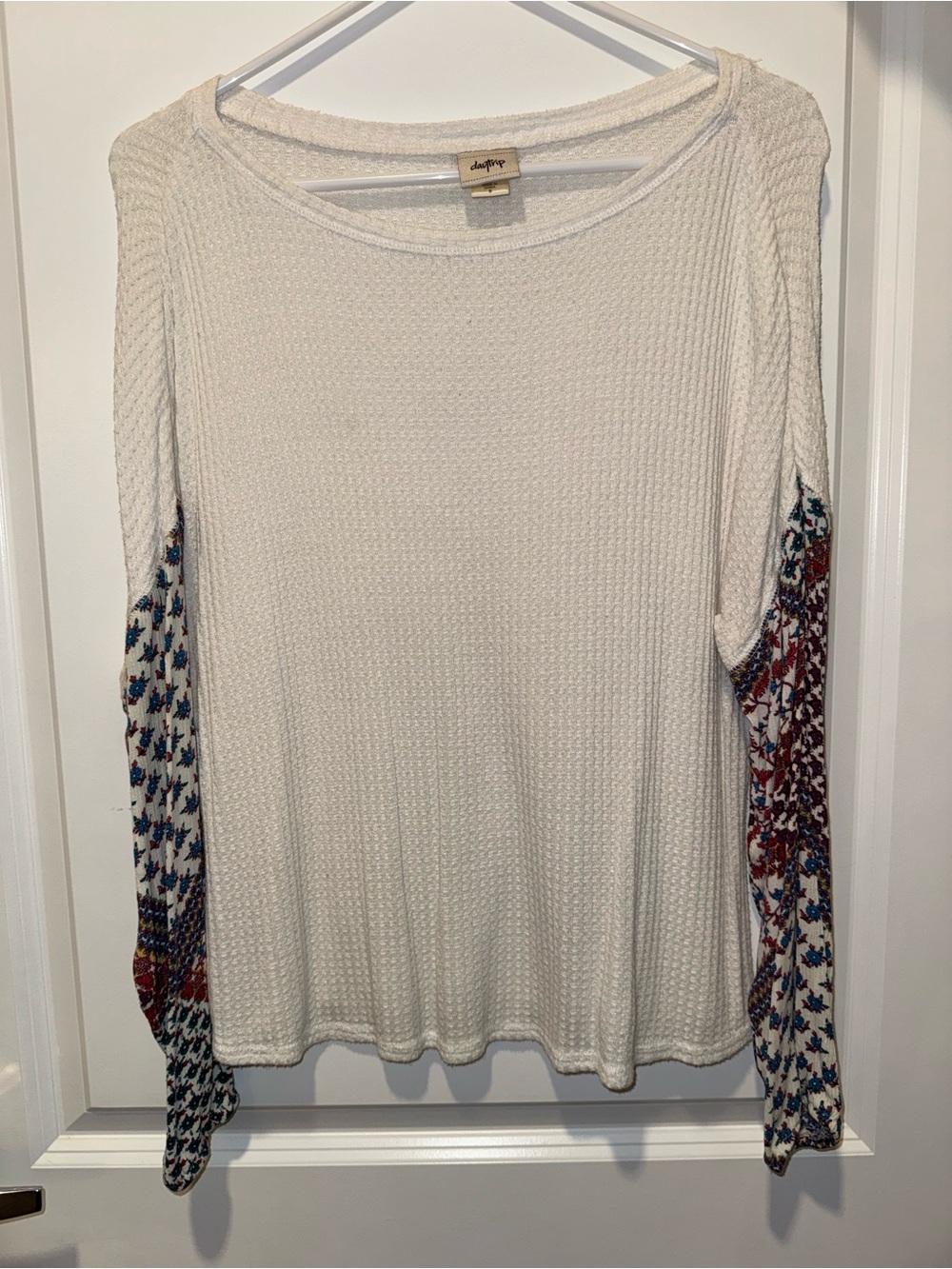 Daytrip White Waffle-Knit Long Sleeve Top with Patterned Sleeves